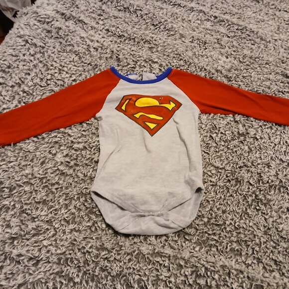 12 Month Infant Baby DC Comics Superman Long Sleeve Onesie - Picture 1 of 8
